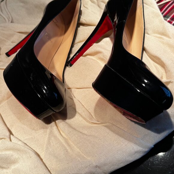 Christian Louboutin Black Patent Platform Pumps Red Sole Size 40 - Picture 5 of 6